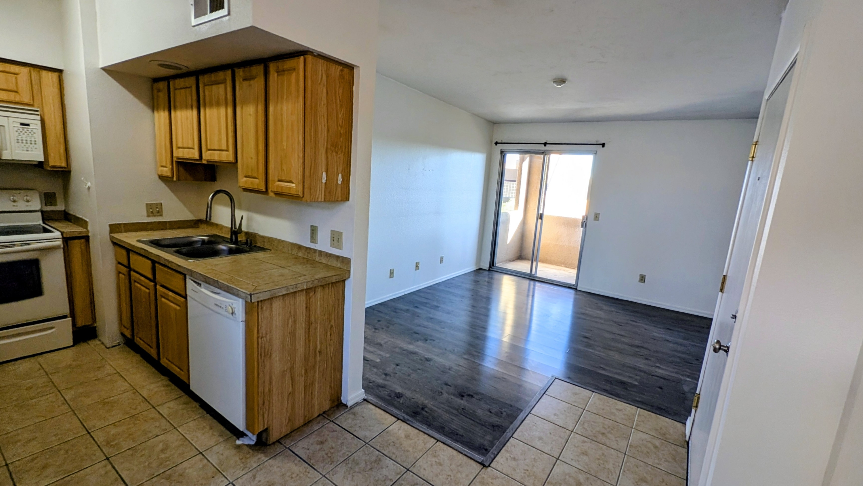 1810 e blacklidge dr #424 - 1